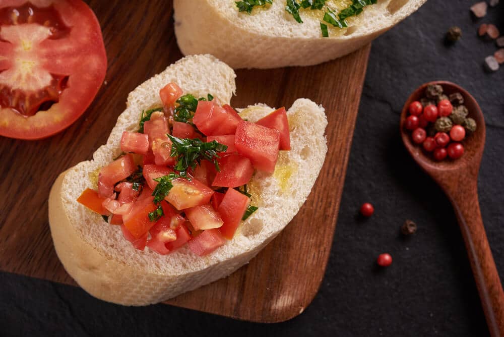 Pan con Tomate - פַּאן קוֹן טוֹמָאטֶה: הלחם הקטלאני הפשוט שהפך לקלאסיקה